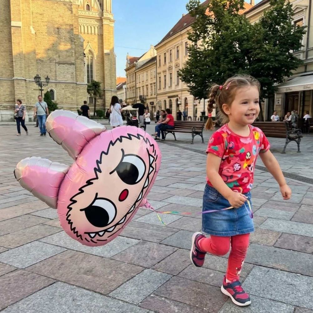 Balloon Labubu Pink Head