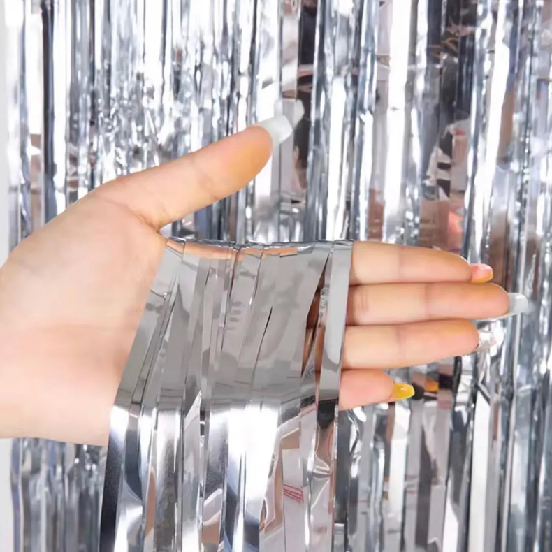 Silver Curtain foil fringe (2m X 1m)