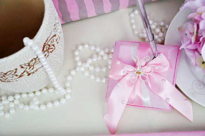 Pen stand pink ( Includes pen)